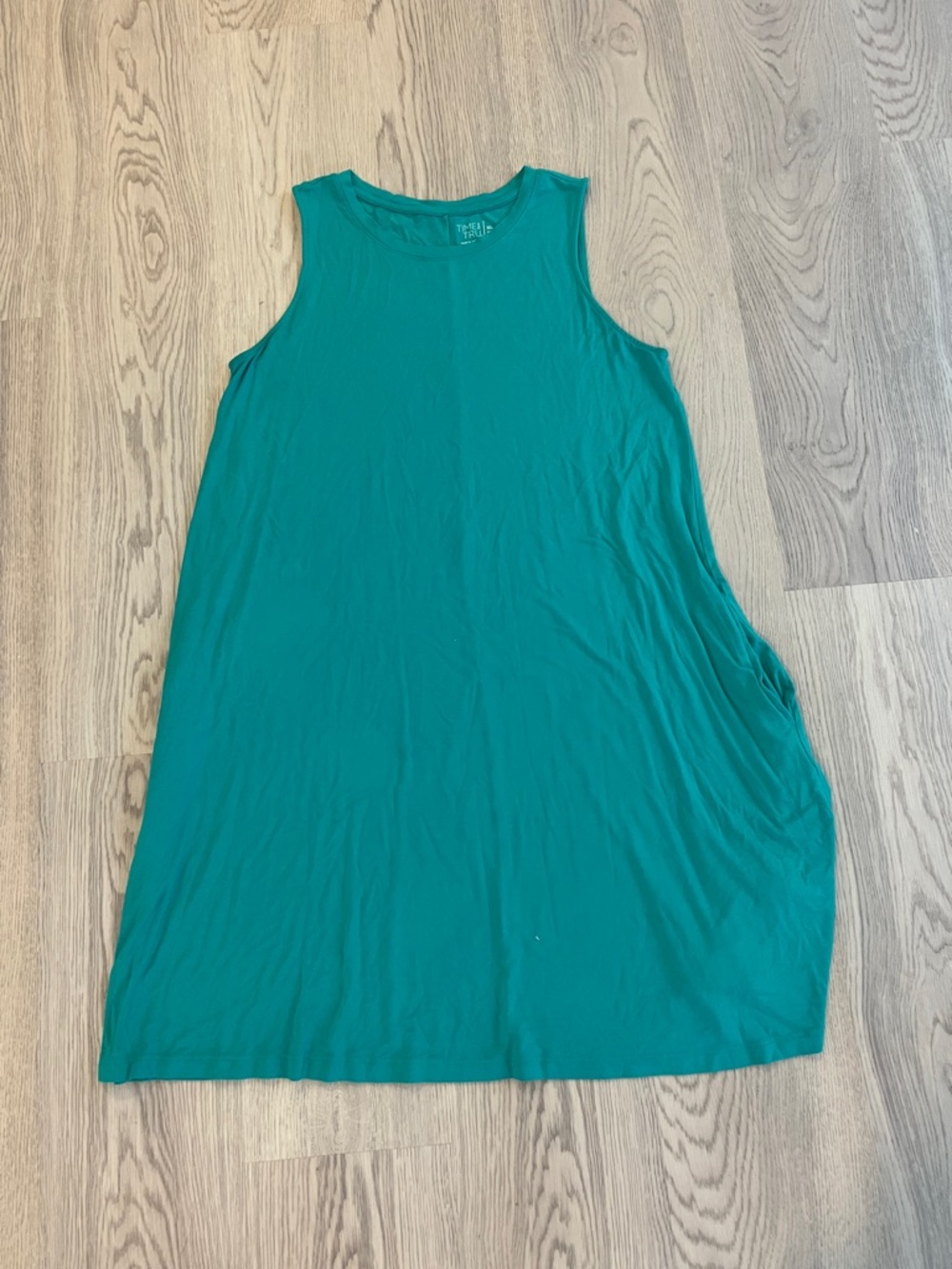 Time and Tru Teal Scoop Neck Top